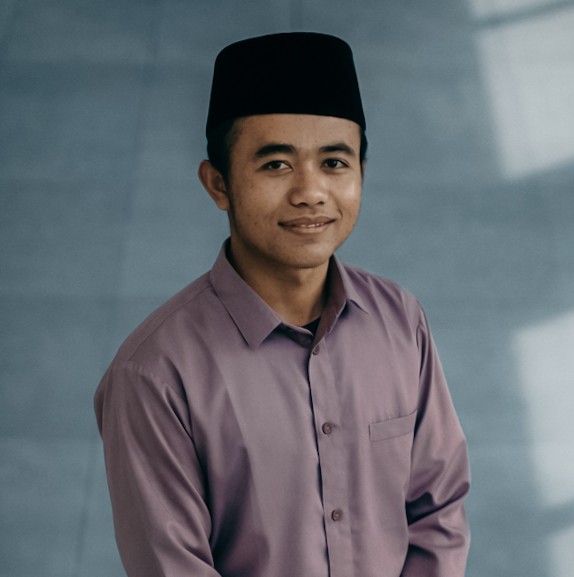 Ma'arif, S.H.